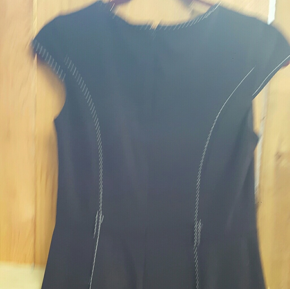 Jones Studio little black dress - Picture 2 of 7